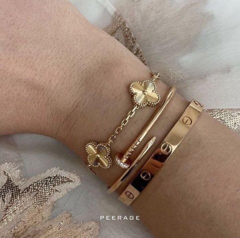 Bí quyết mix vòng tay theo tông màu trang nhã, hài hòa