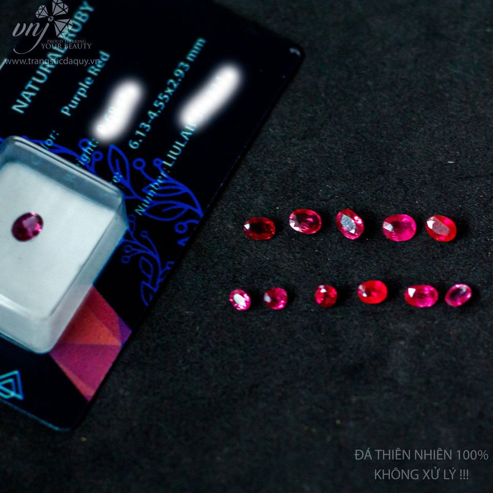 Cận cảnh những viên đá ruby Lục Yên đỏ rực chất lượng cao chuẩn bị chế tác vòng tay