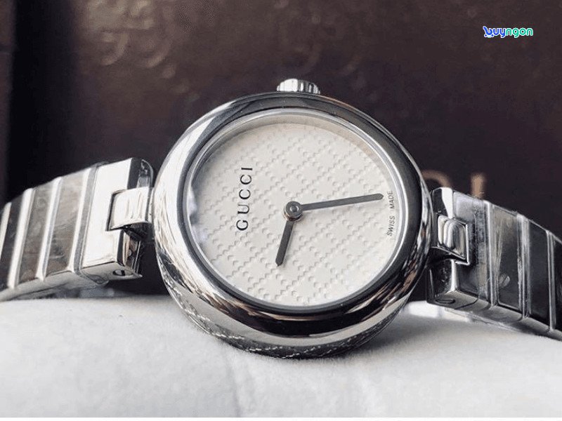 Đồng hồ gucci lắc tay Diamantissima YA141502 mạ vàng hồng, họa tiết kim cương quý phái.
