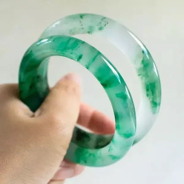 Hướng dẫn bảo quản vòng tay Du Long