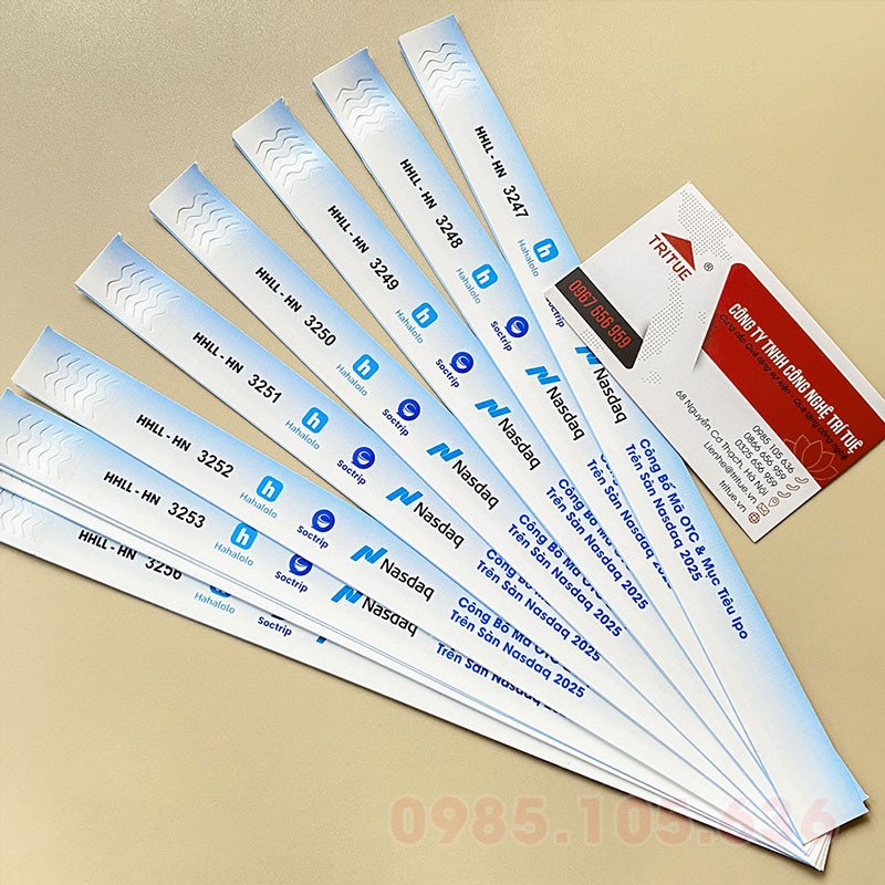 In vòng đeo tay giấy dùng một lần