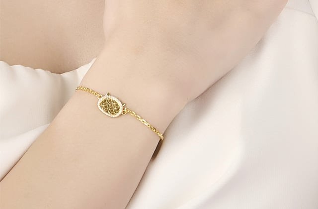 Lắc tay nữ vàng tây hình con vật ngộ nghĩnh