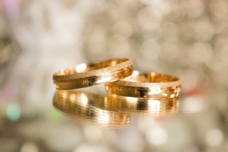 lắc tay vàng 610 bền màu theo thời gian và không bị xỉn đen