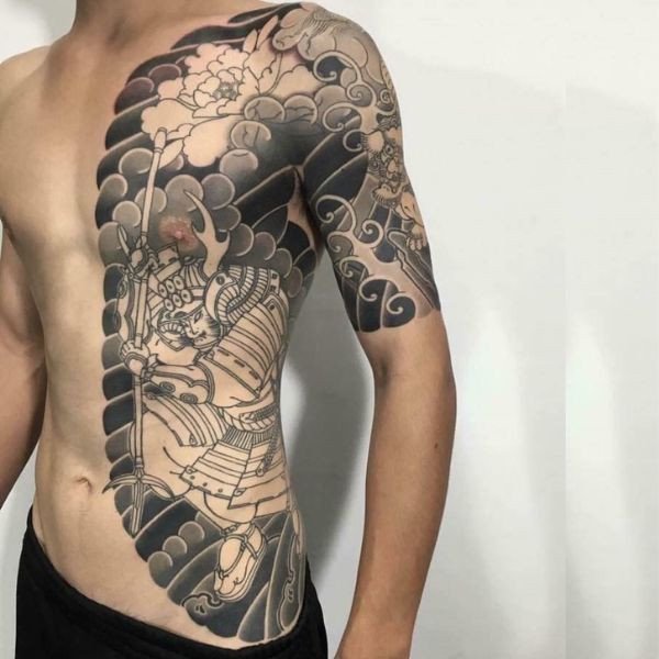 Mẫu hình xăm yakuza kín cánh tay ấn tượng