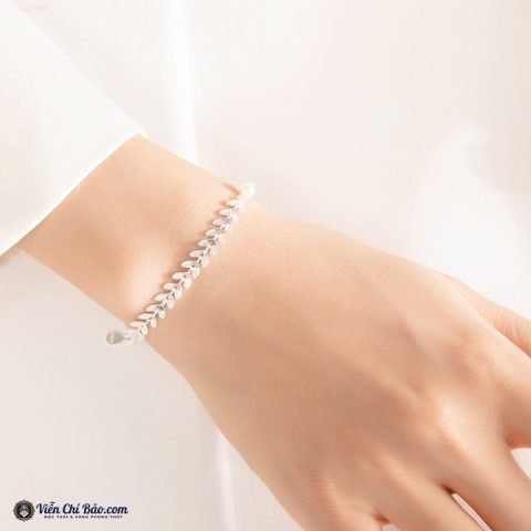 mẫu lắc tay nữ đẹp 2025 tinh tế, mang vẻ đẹp hiện đại