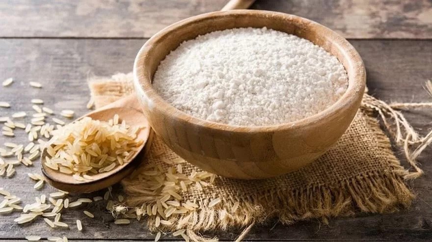 Mẹo dùng bột gạo khô để giảm ma sát khi tháo lắc tay vàng