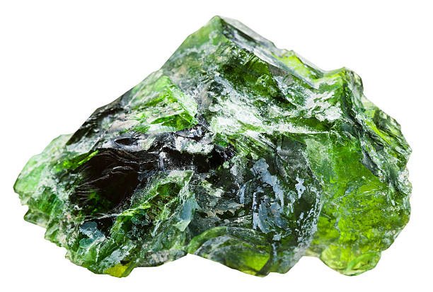 Năng lượng đá diopside giúp tăng cường trí tuệ và sự sáng tạo