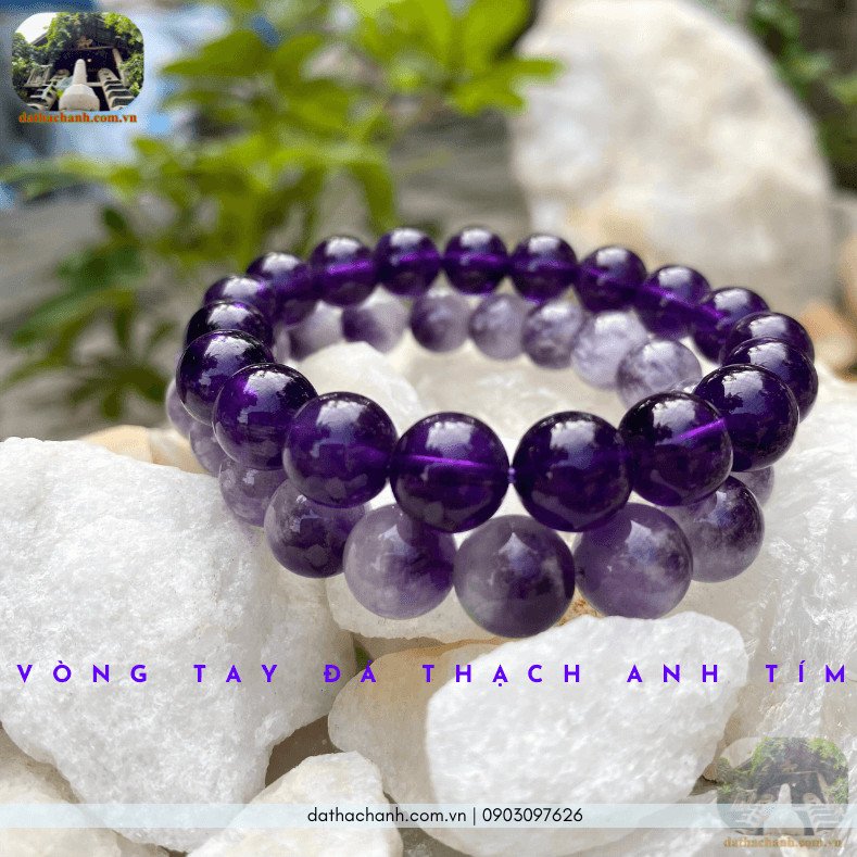 Thạch anh tím nguyên khối hợp với mệnh nào