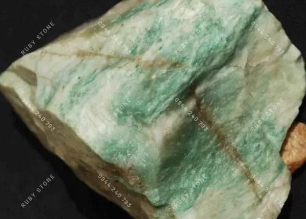 Thành phần hóa học chính của ngọc Du Long