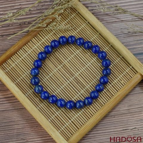 Viên đá Lapis Lazuli màu xanh thẳm huyền bí