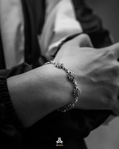 Vòng tay bạc nam Lotus Entire Bracelet chạm khắc thủ công