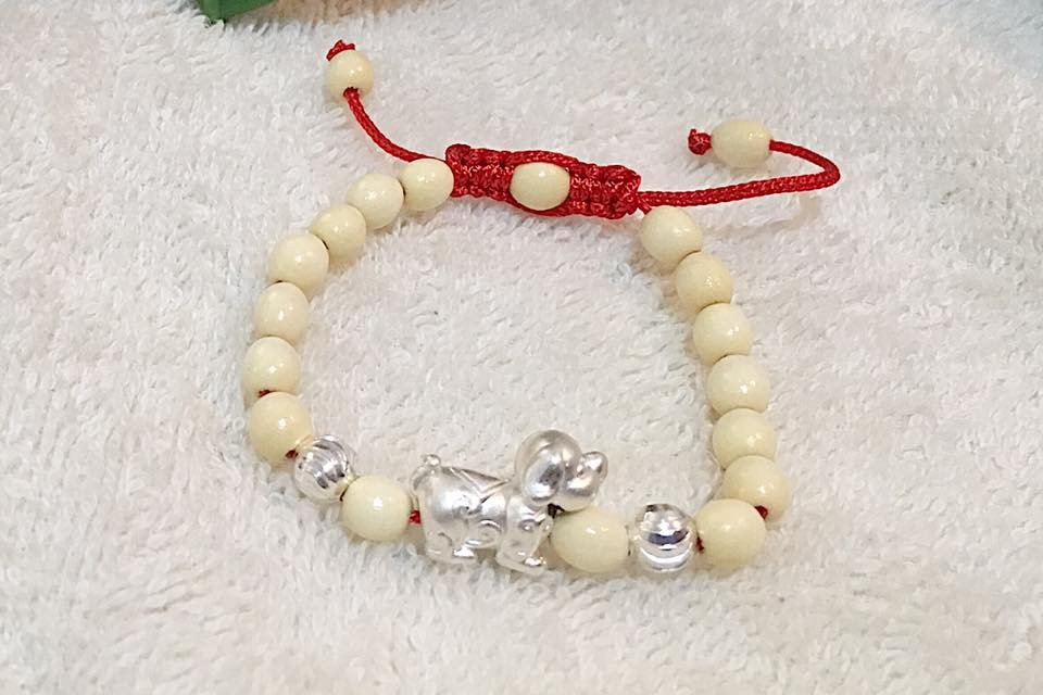 Vòng tay dâu tằm bước 2