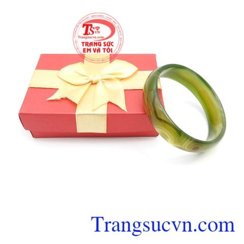 Vòng tay mã não đa dạng màu sắc