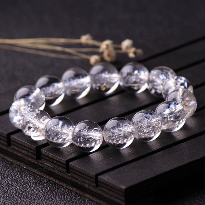 Vòng tay phong thủy nữ mệnh Thủy đá thạch anh trắng