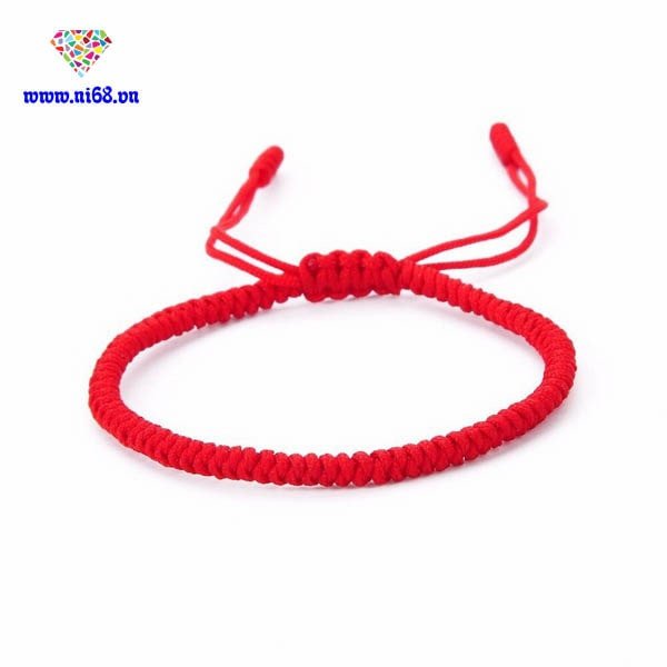 Vòng tay tết vảy rắn độc đáo với chỉ màu sắc
