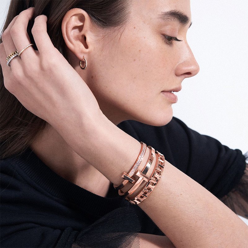 Vòng tay Tiffany &amp; Co đa dạng về chất liệu và thiết kế