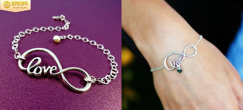 Vòng tay vô cực kết hợp chữ "love" thể hiện tình yêu bất diệt