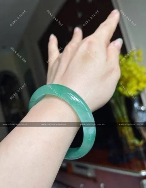 Ý nghĩa phong thủy của vòng tay Du Long