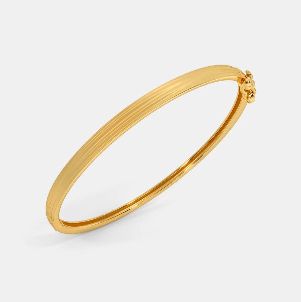 Bảo quản trang sức vàng 18K giá rẻ đúng cách để giữ vẻ đẹp lâu dài