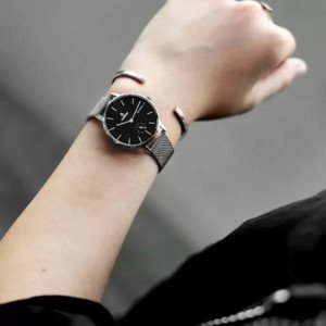 Bộ sưu tập vòng tay nam Curnon đa dạng