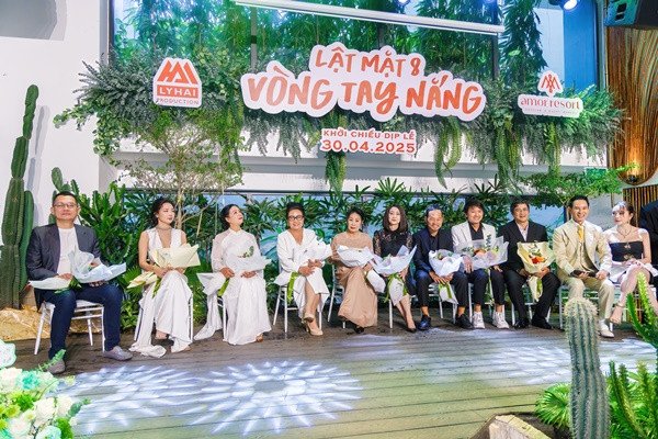 Buổi họp báo sôi nổi với những tiết lộ thú vị về nội dung phim Vòng Tay Nắng