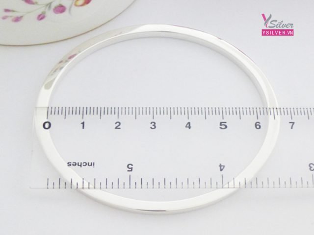 Cách đo đường kính vòng tay Na Tra để xác định kích cỡ phù hợp