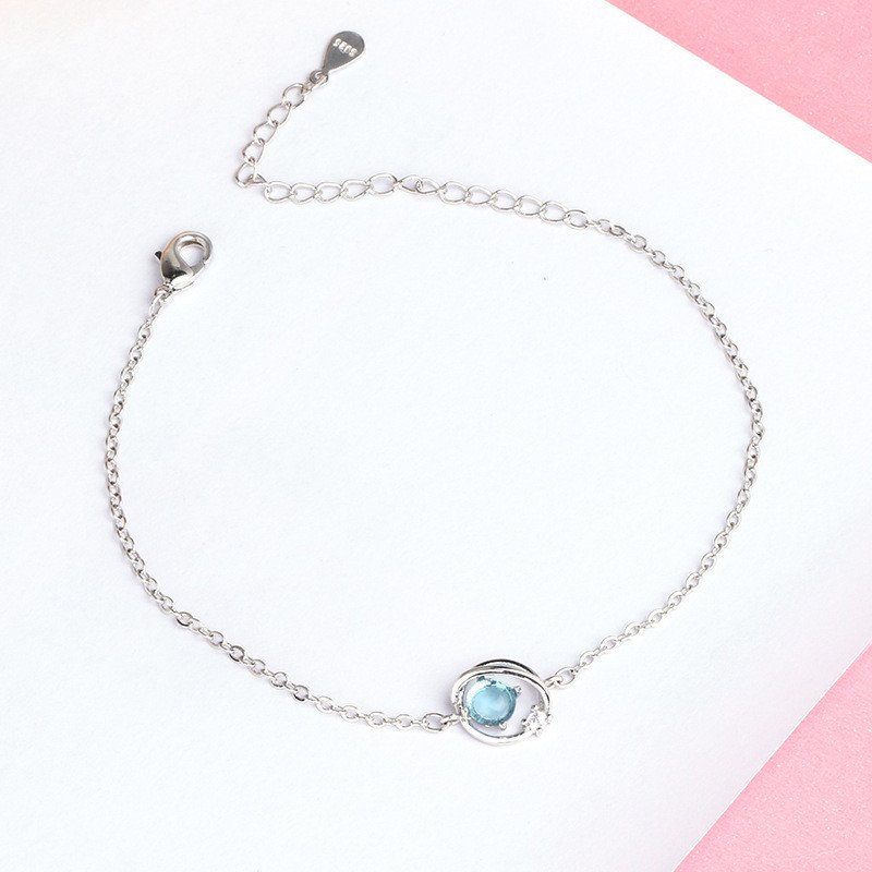 Chọn tay đeo lắc để mang lại tài vận tốt