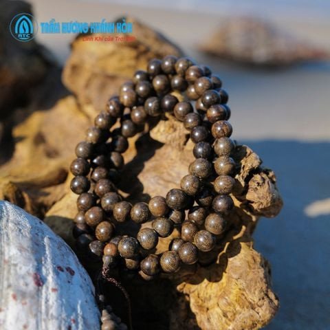 Chuỗi trầm hương Kỳ Nam Vân Hoa 108 hạt