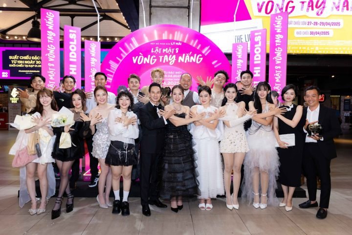 Dàn diễn viên phim chiếu rạp Vòng Tay Nắng đầy tài năng