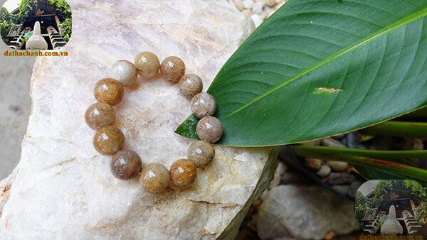 Giá trị và vòng tay đá thạch anh giá bao nhiêu