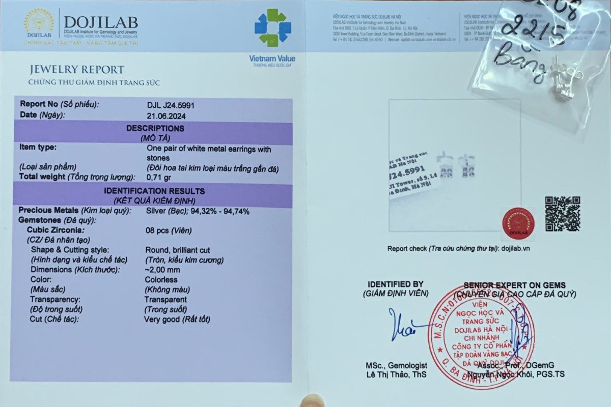 Kiểm tra đóng gói lắc tay hình cỏ 4 lá