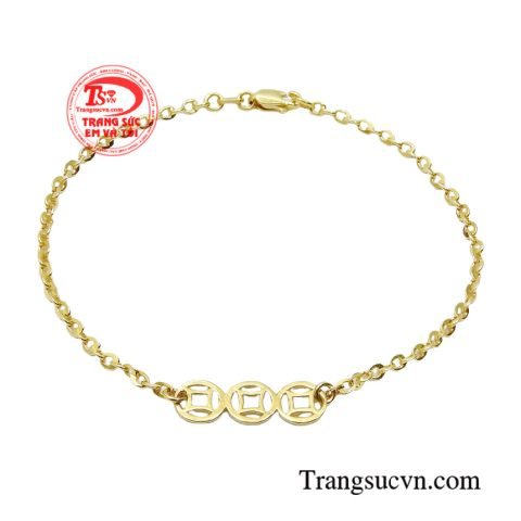 Lắc tay kim tiền vàng 18K với thiết kế tinh xảo, tượng trưng cho tài lộc dồi dào