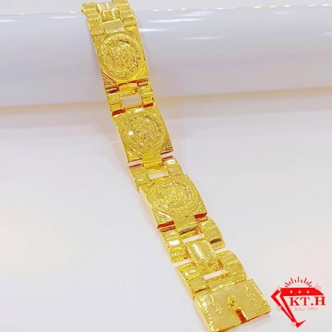 Lắc tay nam vàng 610 thiết kế tinh xảo, thể hiện phong cách mạnh mẽ
