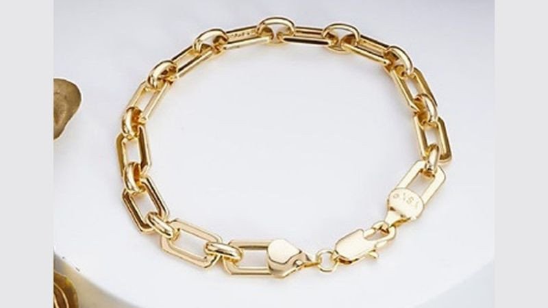 Lắc tay vàng 18k mắt xích vuông, thiết kế mạnh mẽ cho phái mạnh năng động