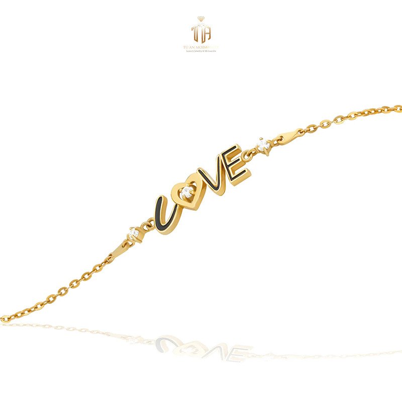 Lắc tay vàng nữ chữ Love cách điệu