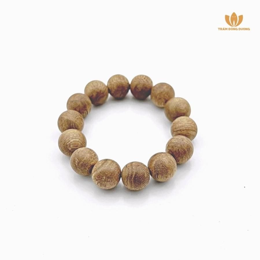 Lợi ích sức khỏe và phong thủy khi đeo vòng trầm hương