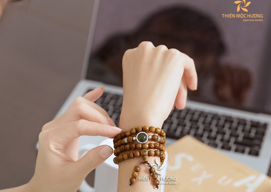 Lựa chọn vòng tay bình an cho nữ theo mục đích mong muốn