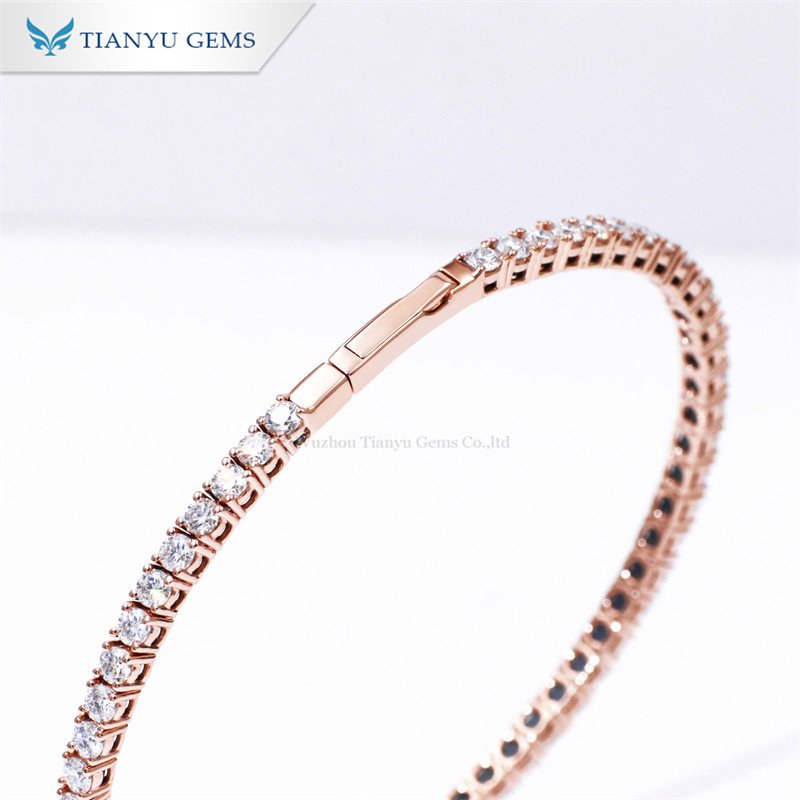 Móc khoá đẩy dễ thao tác cho vòng tay thường ngày