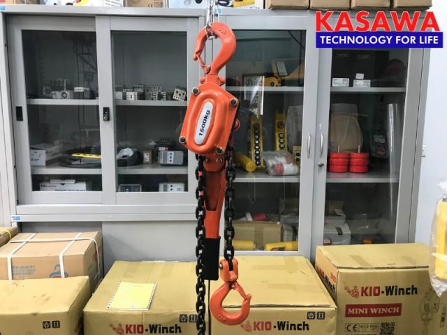 Pa lăng xích lắc tay 1 5 tấn sẵn sàng tại kho