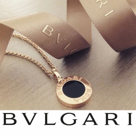 Thương hiệu Bvlgari đến từ Ý, đất nước của những thiết kế trang sức tinh xảo.