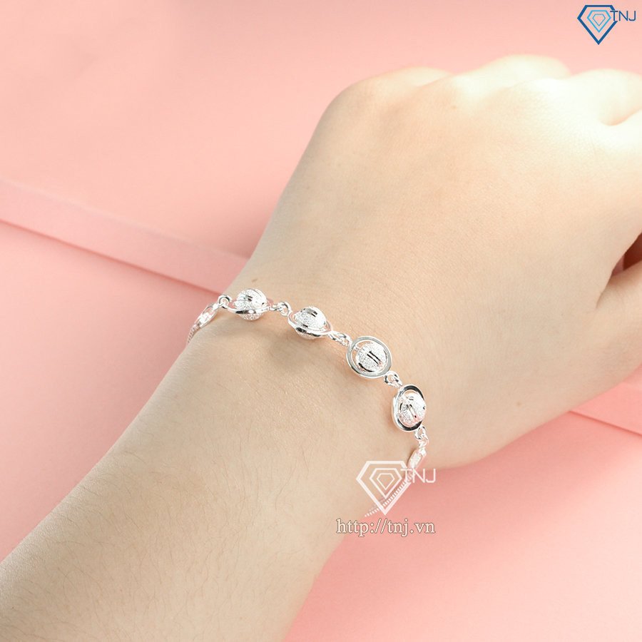Tổng thể lắc tay bạc hạt tròn với móc khóa chắc chắn, phù hợp mọi kích cỡ tay