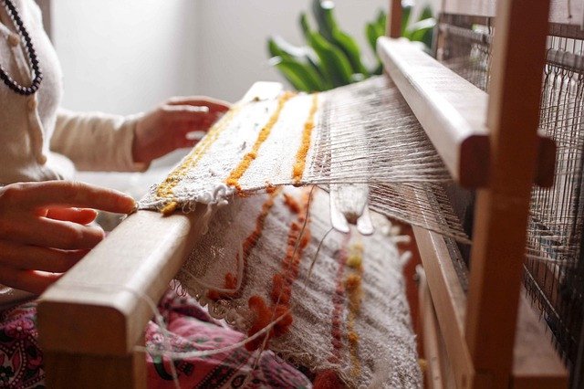 Vải dệt trên khung thủ công