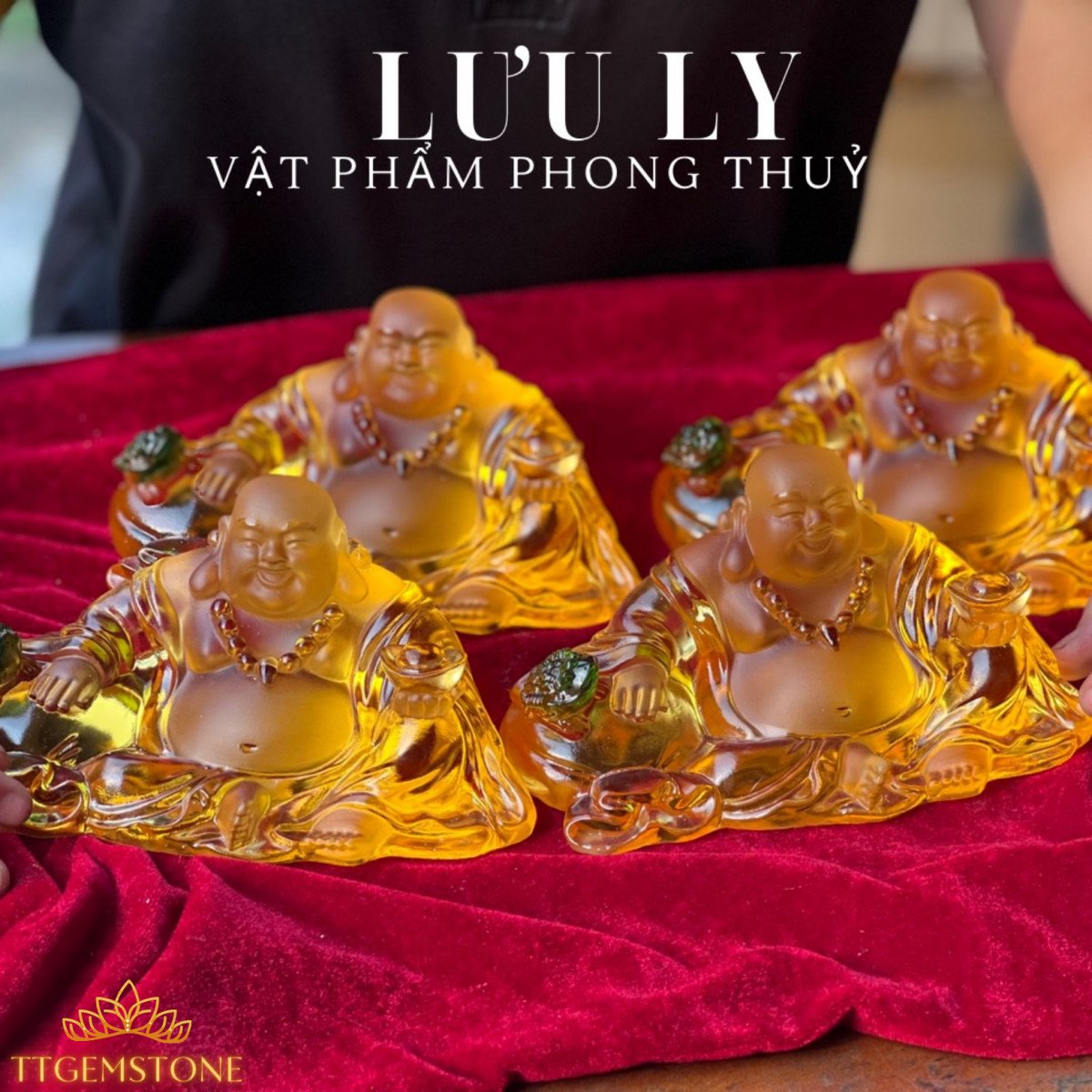 Vật phẩm phong thủy tượng Di Lặc bằng đá lưu ly