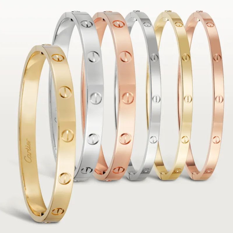 Vòng Cartier 18K vàng thu hút ánh nhìn giới mộ điệu