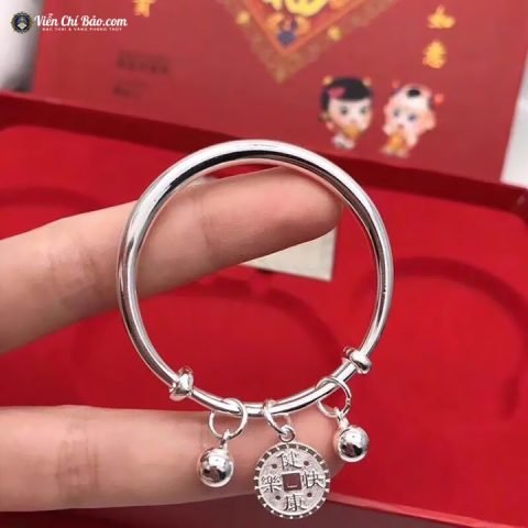 Vòng tay bạc có chuông xinh xắn cho bé
