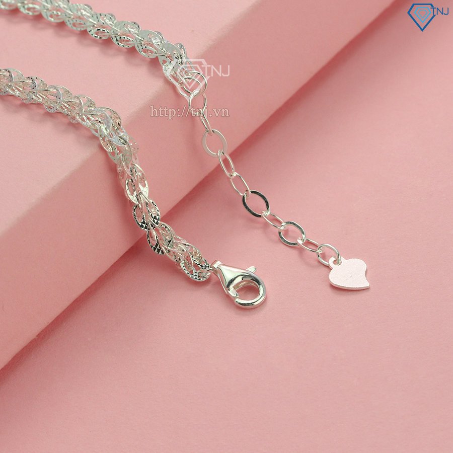 Vòng tay bạc đuôi phụng được bảo quản cẩn thận