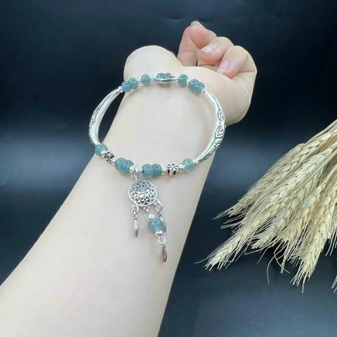 Vòng tay đá Ngọc Lam mix charm dreamcatcher tinh tế