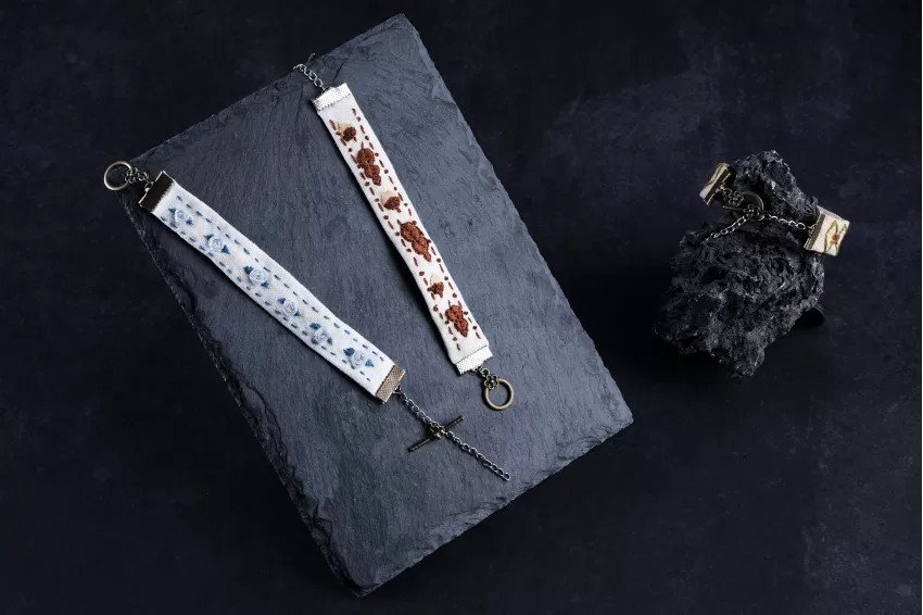 Vòng tay dây dù handmade cho nam với thiết kế năng động và trẻ trung
