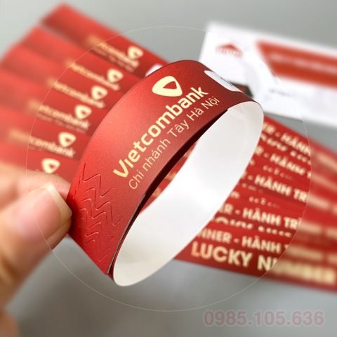 Vòng tay giấy dùng một lần check-in sự kiện gala dinner tại ngân hàng VCB