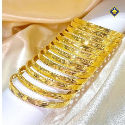 Vòng tay mắt mèo vàng sang trọng
